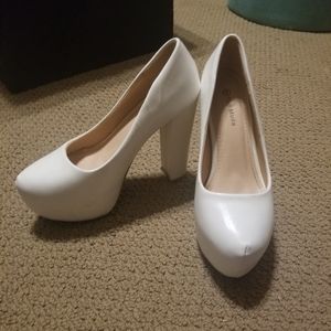 Platform pumps